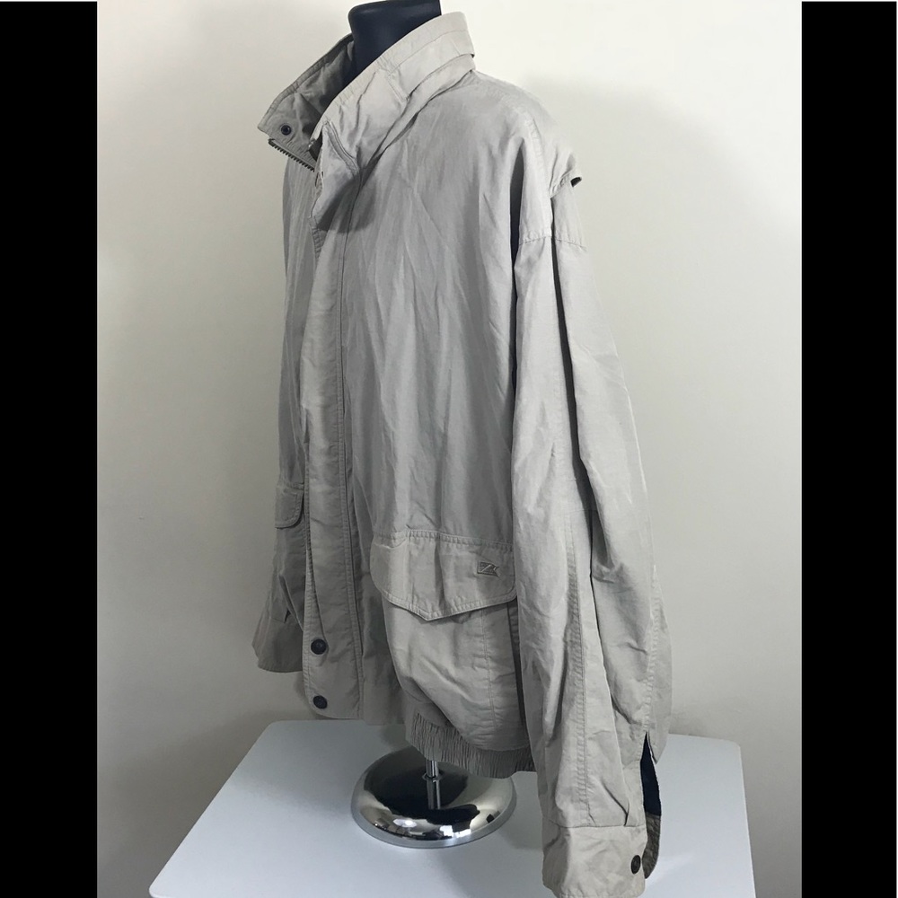 Cutter and Buck Jacket - Picture 2 of 5